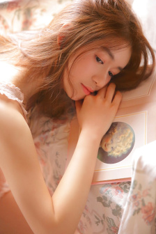 男人使劲躁女人视频小V